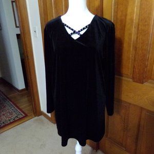 LADIES BLACK TOP